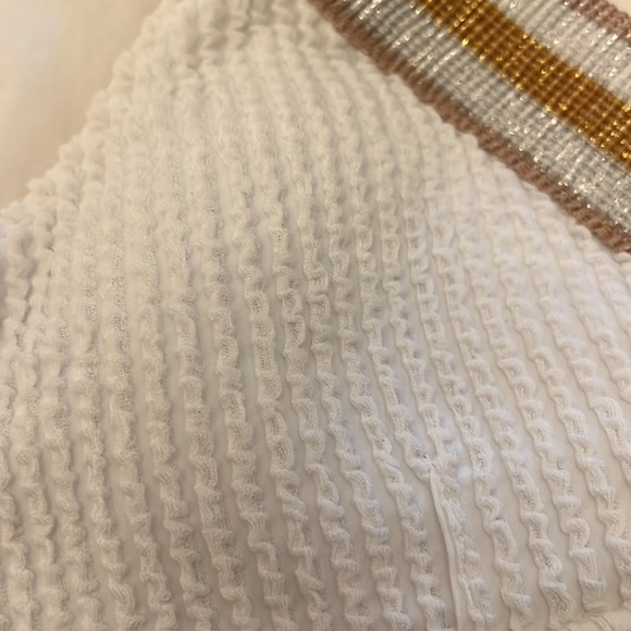 Bikini - Picture 8 of 8